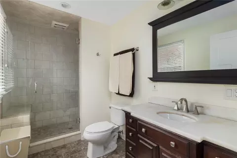 Bath - 99 Blackstone Ave, Warwick, RI 02889 photo 2 of 5