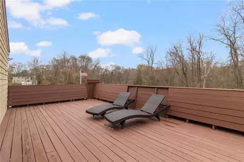 Exterior - 99 Blackstone Ave, Warwick, RI 02889 photo 4 of 14