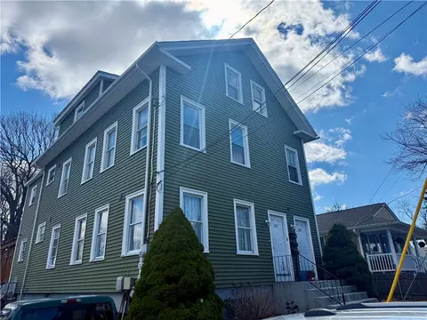 134 Roma St, East Providence, RI 02914