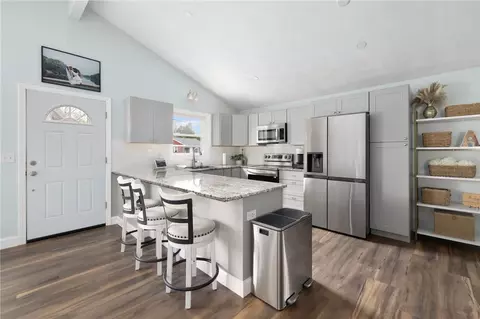 48 Spicer St, North Providence, RI 02904