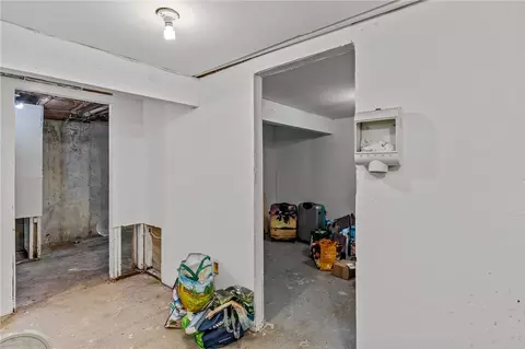 Entry Way - 35 Pearl St, Westerly, RI 02891 photo 3 of 3