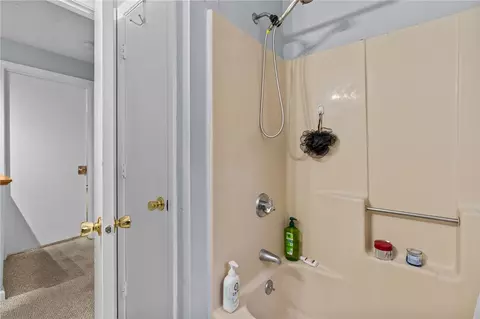 Bath - 35 Pearl St, Westerly, RI 02891 photo 2 of 5