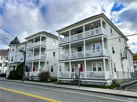 176 Railroad St, Manville, RI 02838