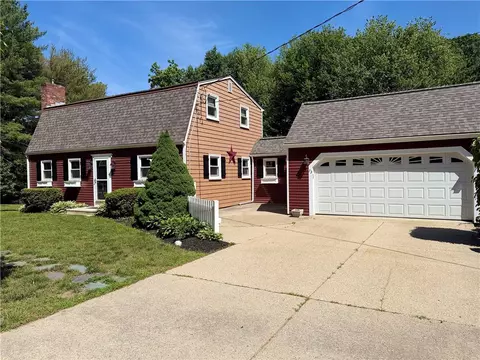 73 Old Nasonville Rd, Burrillville, RI 02830