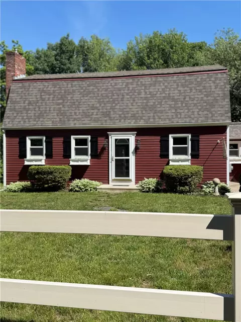 73 Old Nasonville Rd, Burrillville, RI 02830