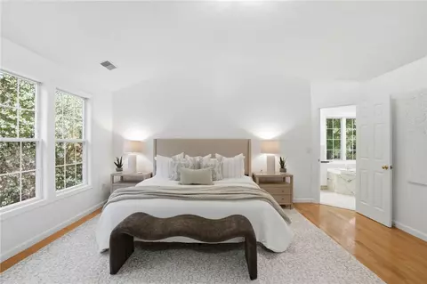 Bedroom - 94 Castle Rocks Rd, Warwick, RI 02886 photo 1 of 5