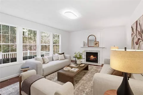 Living - 94 Castle Rocks Rd, Warwick, RI 02886 photo 2 of 4