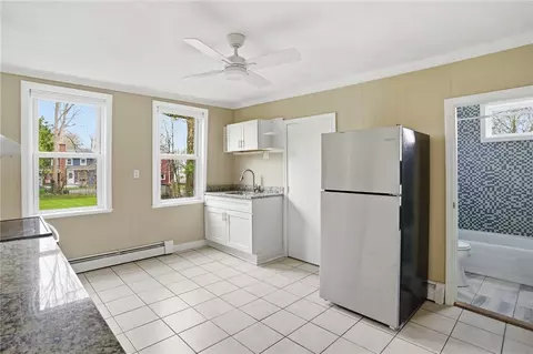 48 Constitution St #1, Bristol, RI 02809