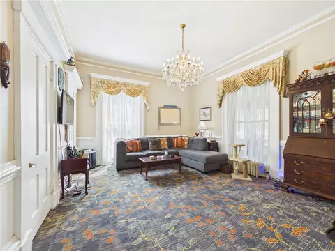 Living - 246 Harris Ave, Woonsocket, RI 02895 photo 4 of 5