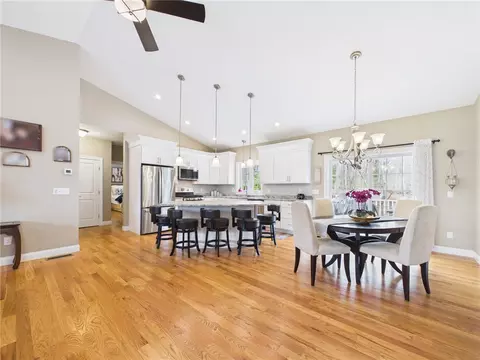 40 Stag Cir, Charlestown, RI 02813