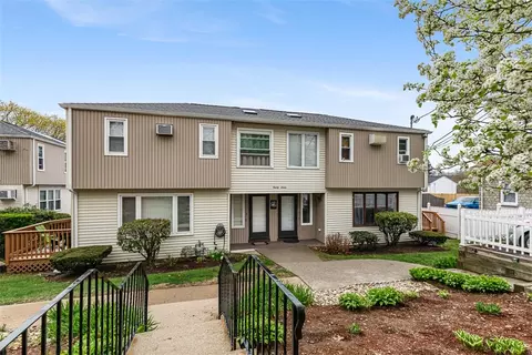 27 Kiley St #2, North Providence, RI 02911