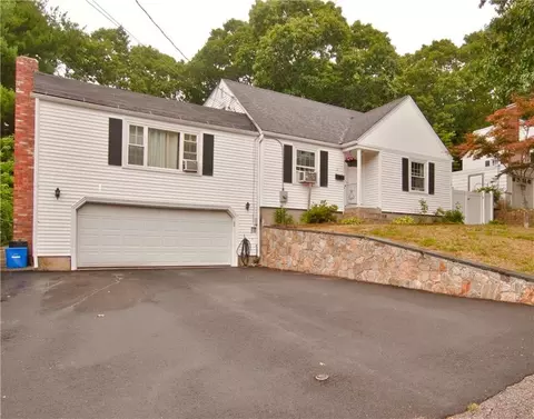 27 Campbell St, West Warwick, RI 02893