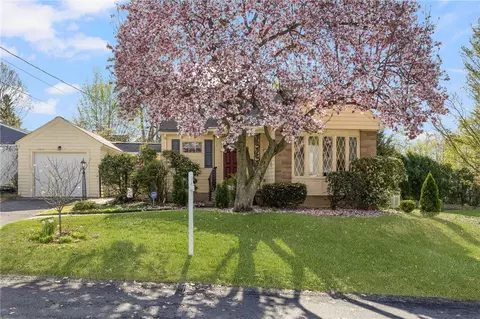 98 Homewood Ave, North Providence, RI 02911