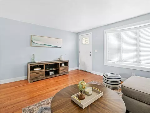 Living - 198 Asylum Rd, Warwick, RI 02886 photo 2 of 3