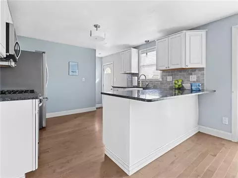 Kitchen - 198 Asylum Rd, Warwick, RI 02886 photo 2 of 5