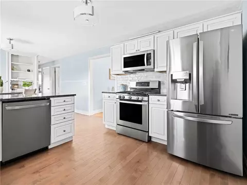 Kitchen - 198 Asylum Rd, Warwick, RI 02886 photo 3 of 5