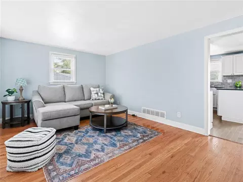 Living - 198 Asylum Rd, Warwick, RI 02886 photo 3 of 3