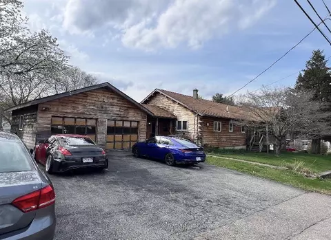 11 Lilac Ave, Woonsocket, RI 02895