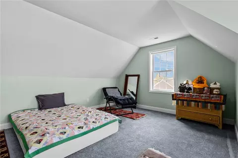 Bedroom - 54 Carpenter St, Warwick, RI 02886 photo 12 of 12
