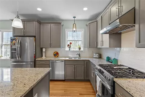 Kitchen - 54 Carpenter St, Warwick, RI 02886 photo 2 of 4