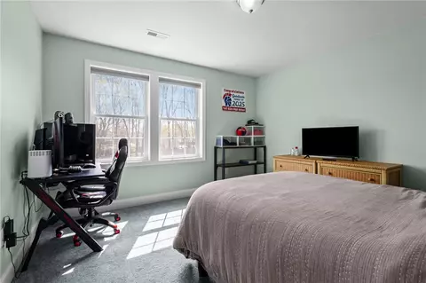 Bedroom - 54 Carpenter St, Warwick, RI 02886 photo 7 of 12