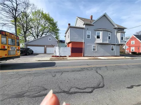 45 Ocean St, Providence, RI 02905