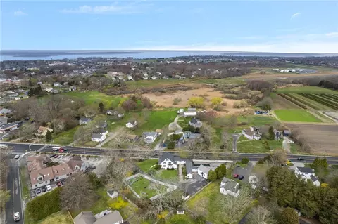 View/Area - 599 E Main Rd, Middletown, RI 02842 photo 4 of 4