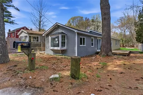 199 Mishnock Rd, West Greenwich, RI 02817
