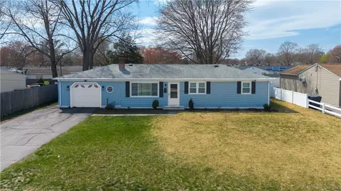 148 Asylum Rd, Warwick, RI 02886