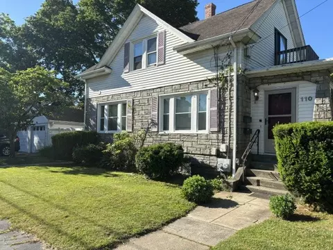 110 Laurens St, Cranston, RI 02910