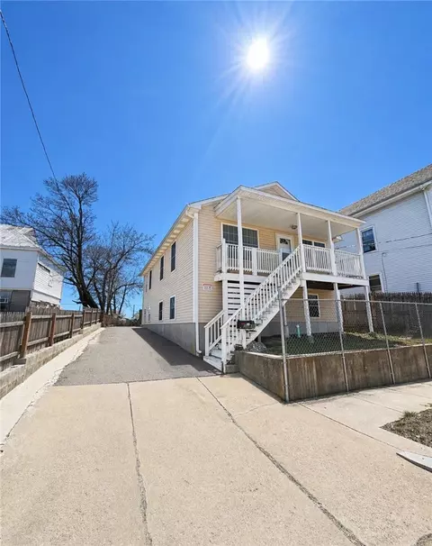 244 Sayles St, Providence, RI 02905