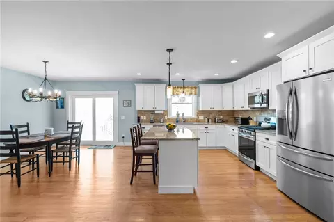 Kitchen - 89 Silas Hill Way, Exeter, RI 02822 photo 1 of 6
