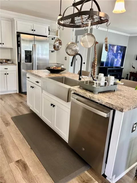 Kitchen - 16 Valiant Dr, Coventry, RI 02816 photo 3 of 4