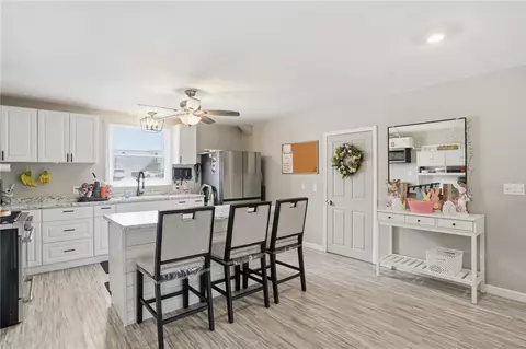 16 Brown St, North Providence, RI 02904