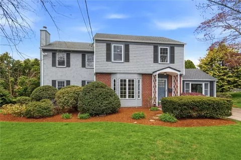 23 Hillcrest Rd, South Kingstown, RI 02879