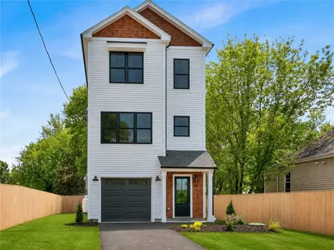 260 Point Ave, Warwick, RI 02889