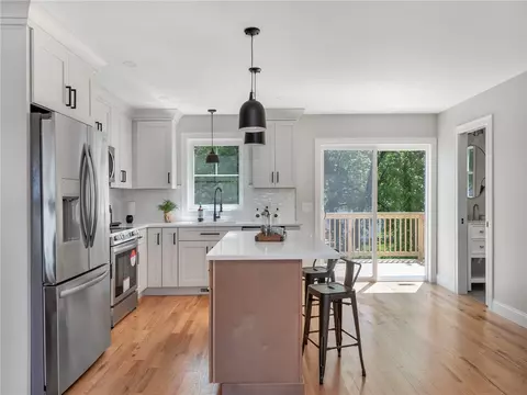 Kitchen - 260 Point Ave, Warwick, RI 02889 photo 6 of 6