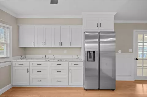 Kitchen - 10 Lane D Ln, Coventry, RI 02816 photo 6 of 6