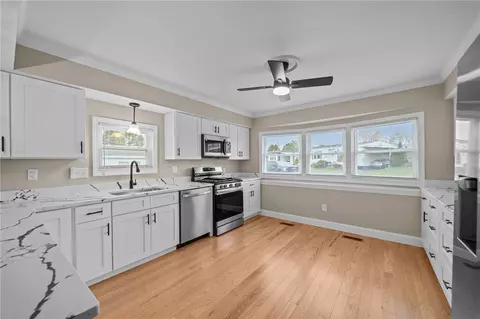 Kitchen - 10 Lane D Ln, Coventry, RI 02816 photo 1 of 6