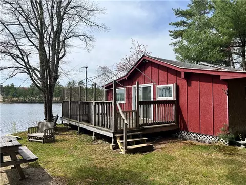 285 Ayoho Rd, Coventry, RI 02816