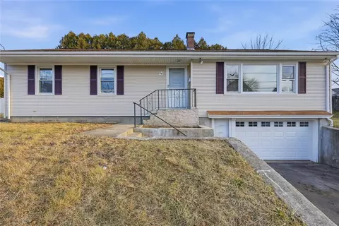 84 Bernice Ave, Woonsocket, RI 02895