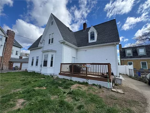 261 Admiral St, Providence, RI 02908