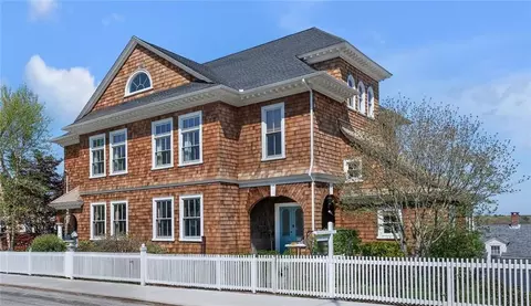 70 Peirce St, East Greenwich, RI 02818
