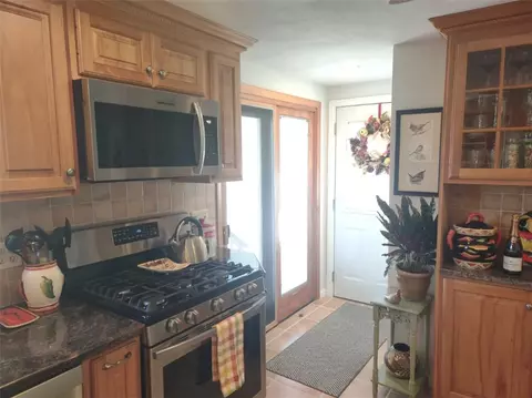 Entry Way - 26 Potomac Rd, Warwick, RI 02888 photo 1 of 1