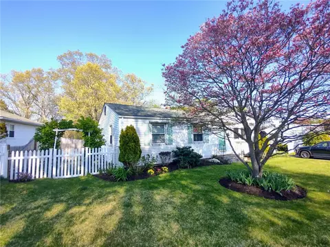 Exterior - 26 Potomac Rd, Warwick, RI 02888 photo 2 of 17