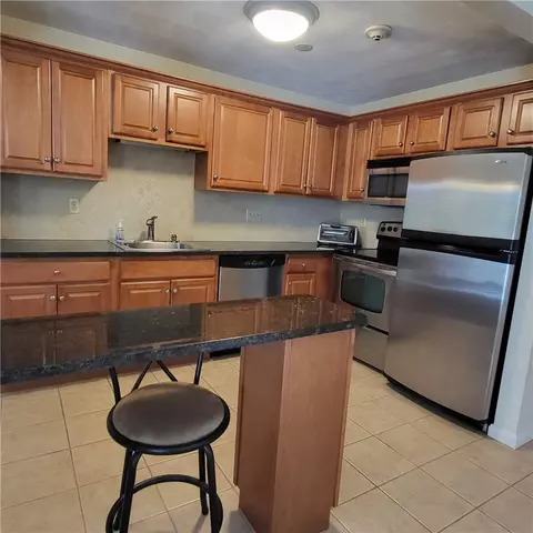 400 New River Rd #704, Manville, RI 02838