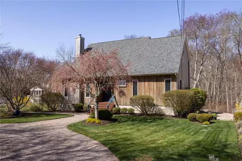 Exterior - 85 Gounod Rd, Westerly, RI 02891 photo 2 of 8