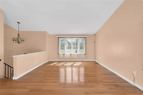 Living - 175 Monroe St, Warwick, RI 02888 photo 6 of 7