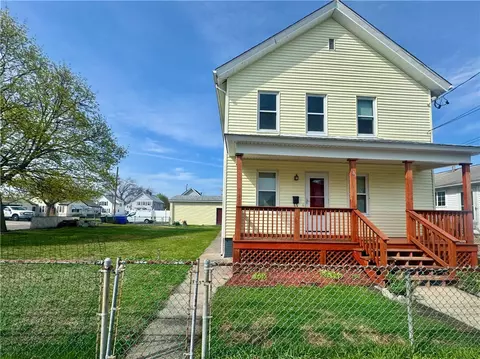142 Carter Ave, Pawtucket, RI 02861