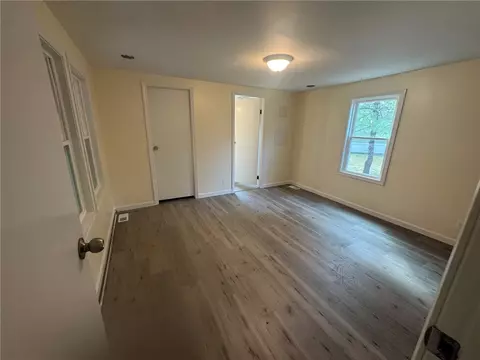 Bedroom - 6 Hide-a Way, Coventry, RI 02816 photo 4 of 4